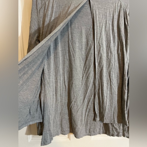 Tonic Shirt w/ slit long sleeve - Picture 3 of 5